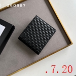 グッチ 二つ折り短財布 激安コピー